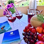Πανσιόν Izzhome Pula