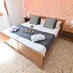 Izzhome