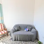 Izzhome Πανσιόν 3*