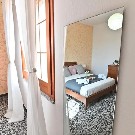 Guest house Izzhome