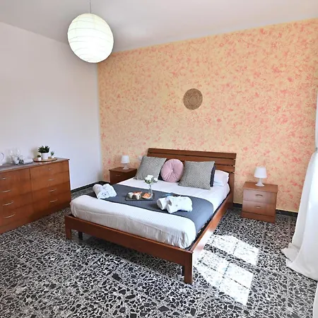 Izzhome Guest house Pula